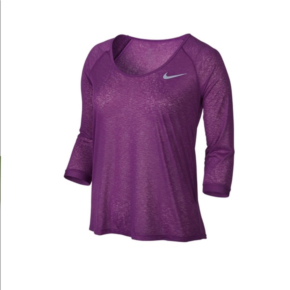 Nike Tops - 3/4 Sleeve Nike Running